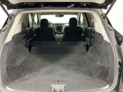 Used 2021 Nissan Murano SV image 31