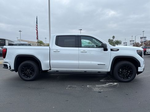 Used 2026 GMC Sierra 1500 Elevation w/ Preferred Package AWD/4WD image 7