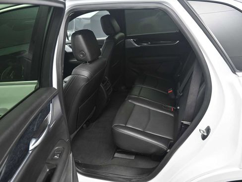 Used 2024 Cadillac XT5 Premium Luxury image 14