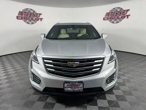 Used 2018 Cadillac XT5 AWD image 2