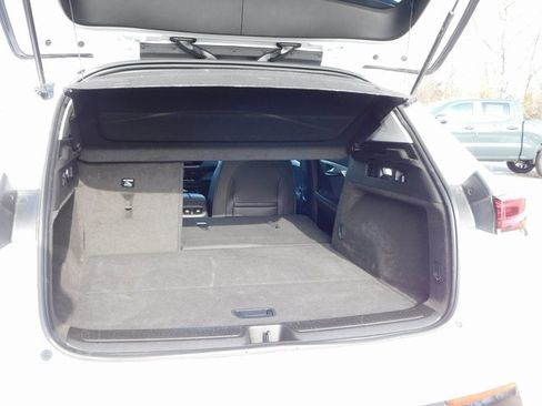 Certified 2025 Buick Envision Sport Touring image 22