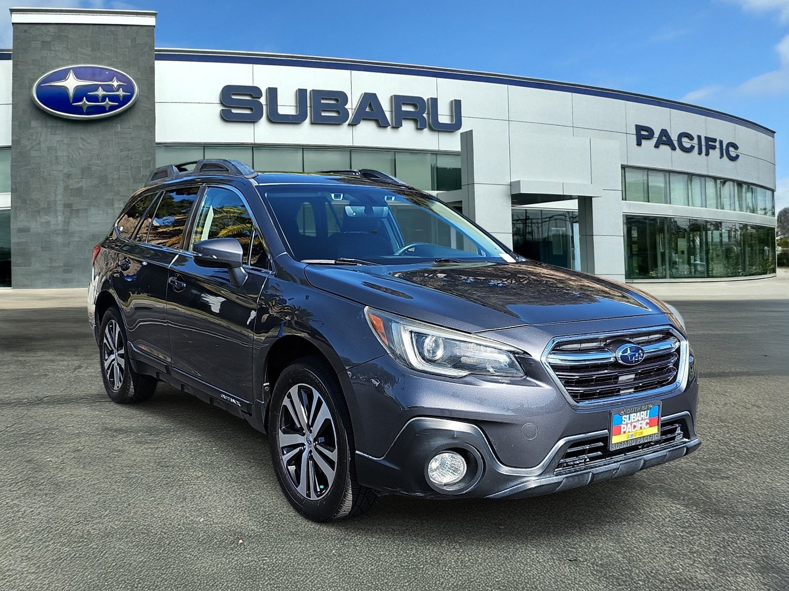 Used 2019 Subaru Outback 2.5i Limited AWD/4WD image 1