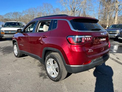 Used 2022 Jeep Compass Latitude w/ Sun and Sound Group image 10