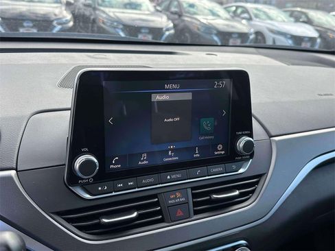 New 2025 Nissan Altima 2.5 SR image 25