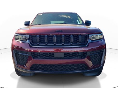 New 2026 Jeep Grand Cherokee L 2WD image 3