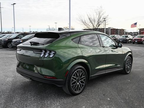 Used 2025 Ford Mustang Mach-E Premium image 5