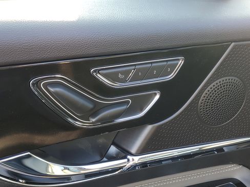 New 2026 Lincoln Corsair Premiere image 9