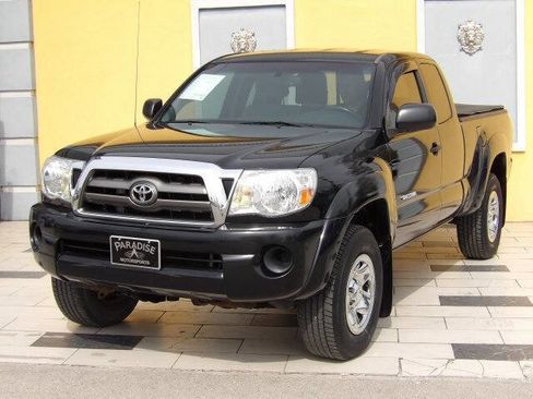 Used 2010 Toyota Tacoma 4x4 Access Cab image 1