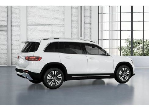 New 2025 Mercedes-Benz GLB 250 4MATIC image 19