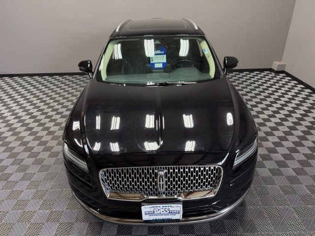 Used 2023 Lincoln Nautilus Reserve AWD/4WD image 5