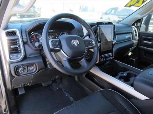 Used 2024 RAM 3500 Laramie image 14