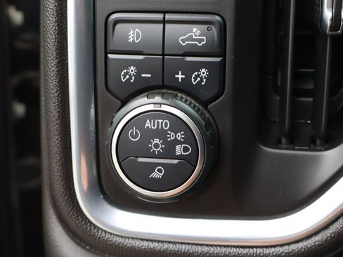 Used 2022 Chevrolet Silverado 3500 High Country w/ Safety Package II AWD/4WD image 22