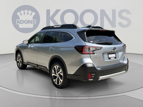 Used 2022 Subaru Outback Limited AWD/4WD image 14