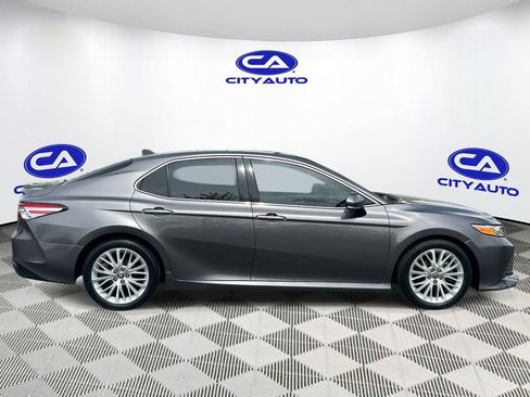 Used 2020 Toyota Camry XLE w/ Driver Assist Package image 2