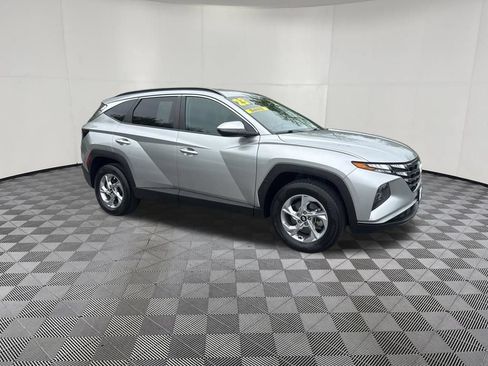 Used 2023 Hyundai Tucson SEL AWD/4WD image 3