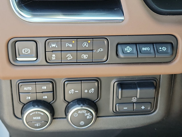 Used 2022 Chevrolet Tahoe High Country AWD/4WD image 25