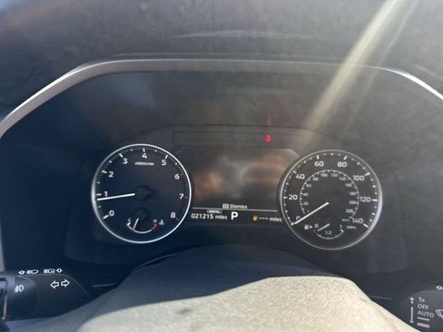 Used 2025 Mitsubishi Outlander SE FWD image 18