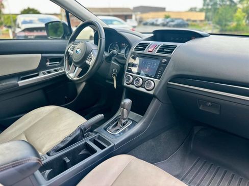 Used 2017 Subaru Crosstrek 2.0i Limited image 21