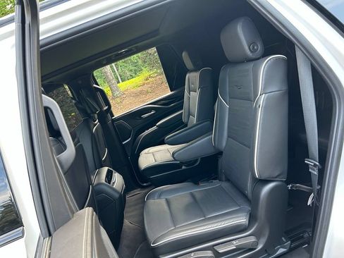 Used 2024 Cadillac Escalade Sport w/ Touring Package AWD/4WD image 45