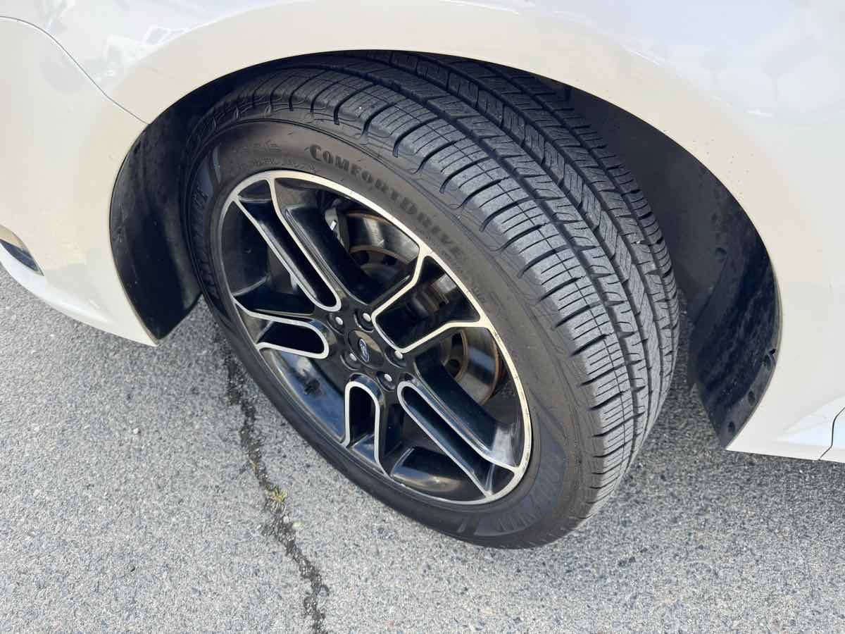 Used 2014 Ford Flex Limited w/ Appearance Package FWD image 36
