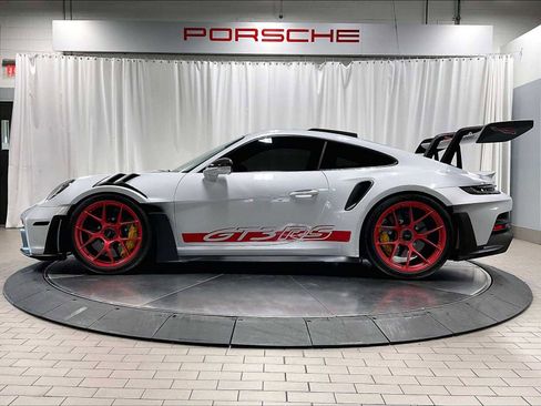 Used 2025 Porsche 911 GT3 RS image 2