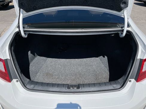 Used 2015 Honda Accord EX-L image 31