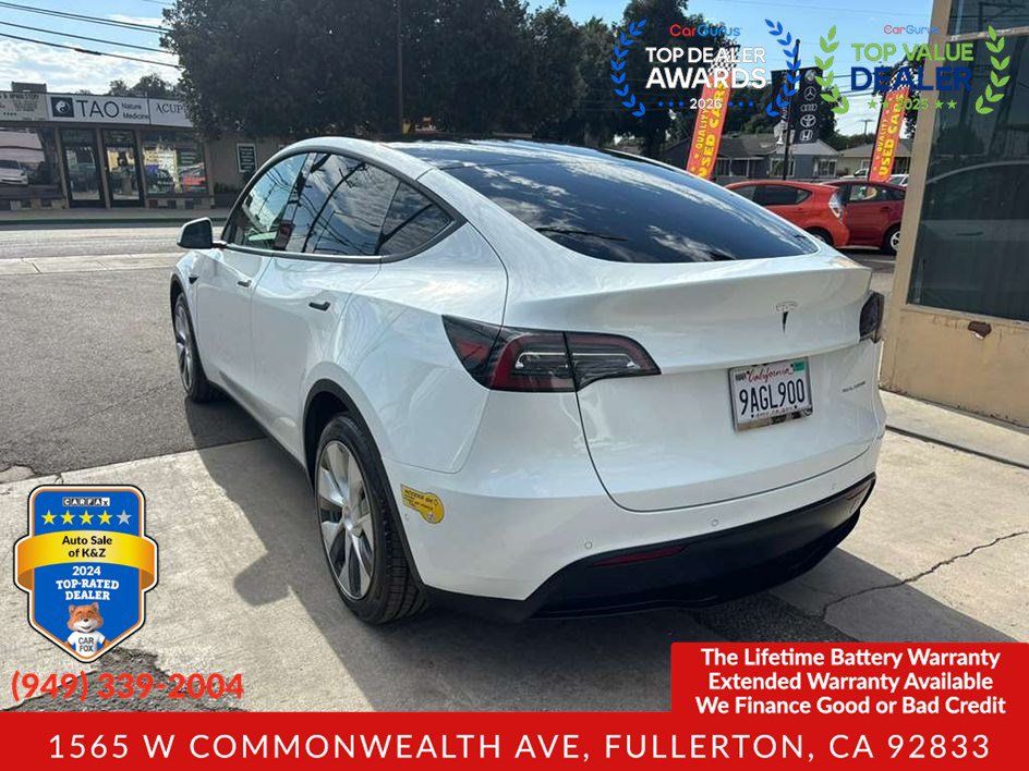 Used 2022 Tesla Model Y Long Range AWD/4WD image 12