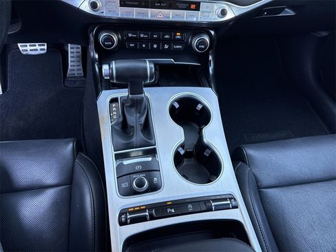 Used 2020 Kia Stinger GT1 image 27