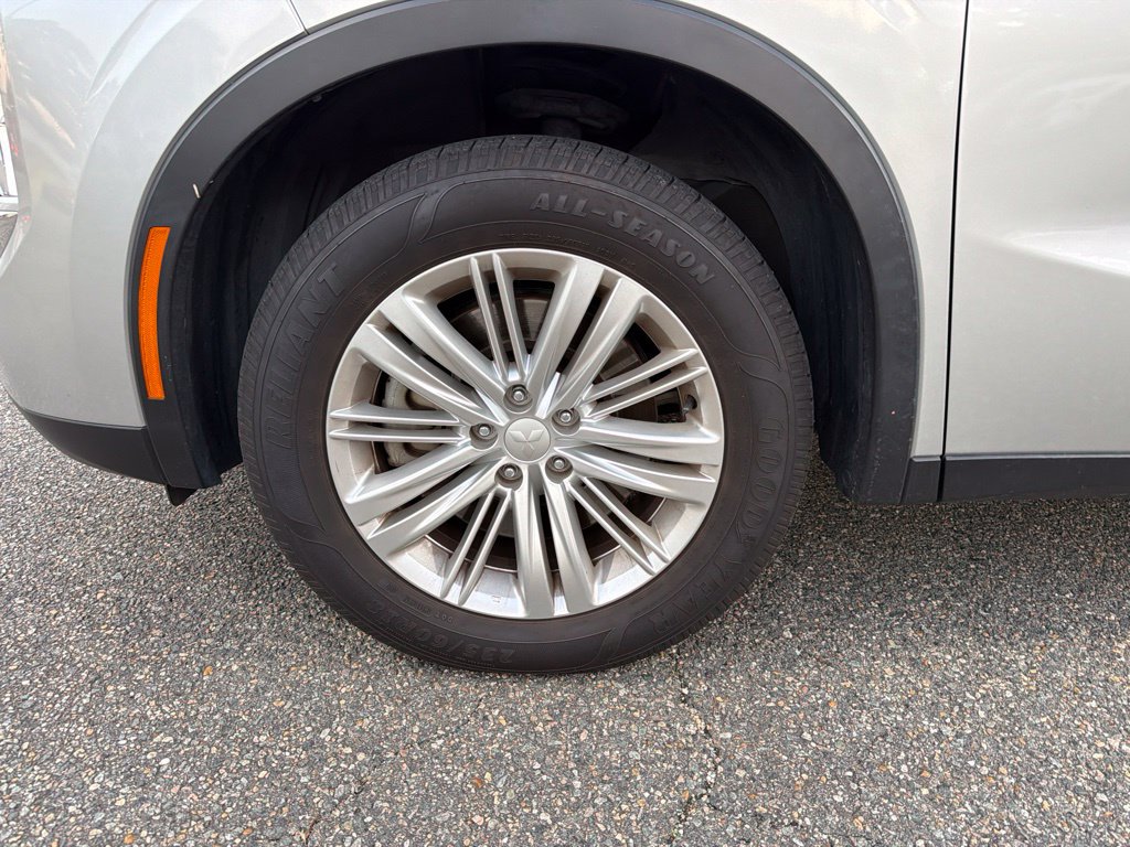 Used 2022 Mitsubishi Outlander ES FWD image 22