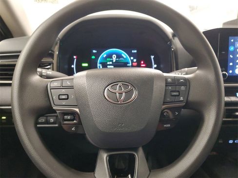 Certified 2025 Toyota Camry LE image 20