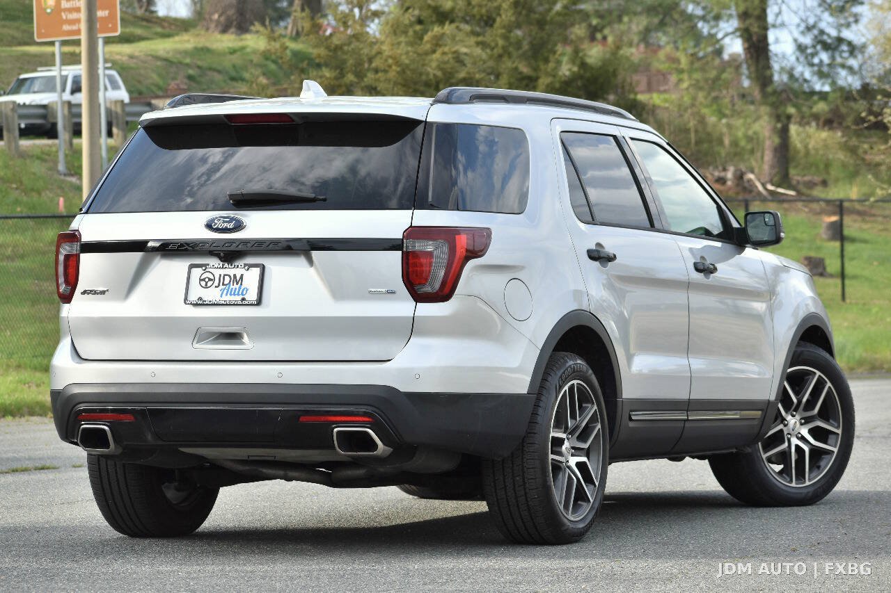 Used 2017 Ford Explorer Sport AWD/4WD image 5