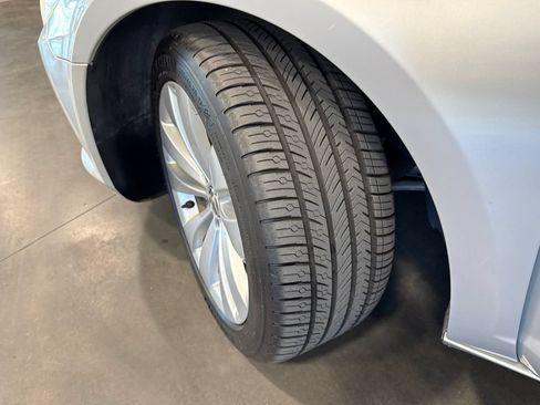 Used 2010 Volkswagen CC Sport FWD image 18