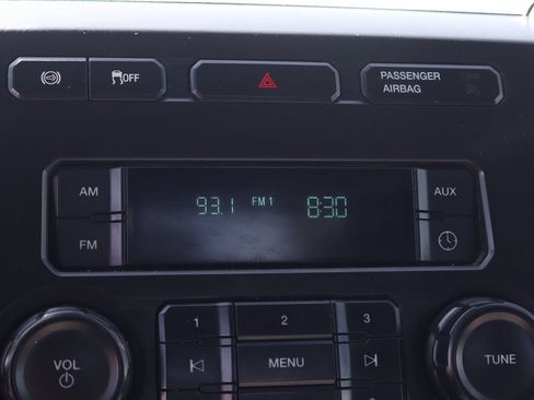 Used 2017 Ford F550 2WD Regular Cab Super Duty image 25