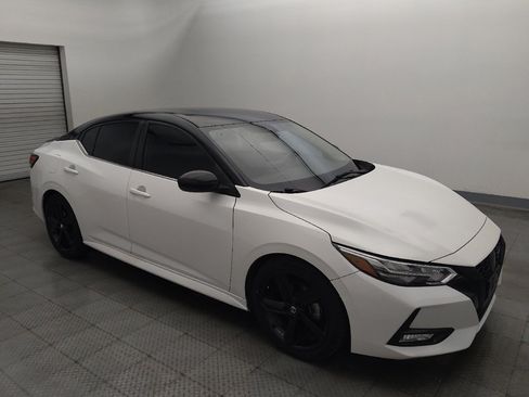 Used 2023 Nissan Sentra SR w/ Midnight Edition Package FWD image 11