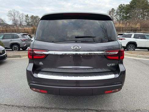 Used 2023 INFINITI QX80 Sensory w/ All-Season Package image 6
