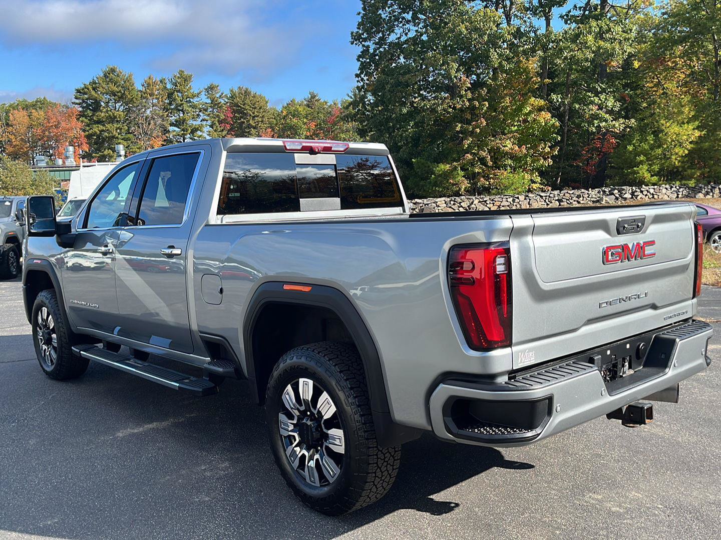 Used 2024 GMC Sierra 2500 Denali w/ Denali Reserve Package AWD/4WD image 3