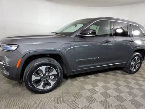 Used 2022 Jeep Grand Cherokee Limited 4xe AWD/4WD image 10