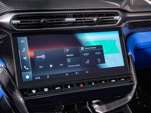 Used 2026 Aston Martin Vanquish Convertible RWD image 30