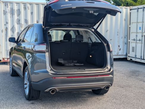 Certified 2018 Ford Edge Titanium w/ Equipment Group 301A FWD image 14