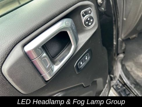 Used 2024 Jeep Wrangler Unlimited w/ Convenience Group image 14