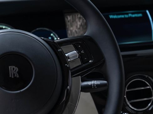 Used 2019 Rolls-Royce Phantom Sedan RWD image 78