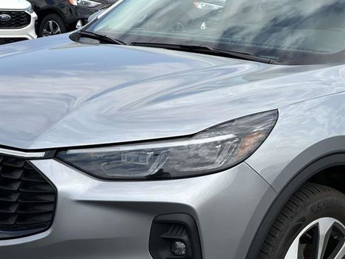 Used 2024 Ford Escape Platinum AWD/4WD image 7