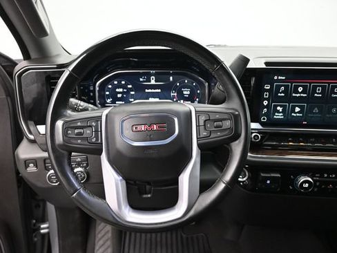Used 2024 GMC Sierra 1500 Elevation AWD/4WD image 15