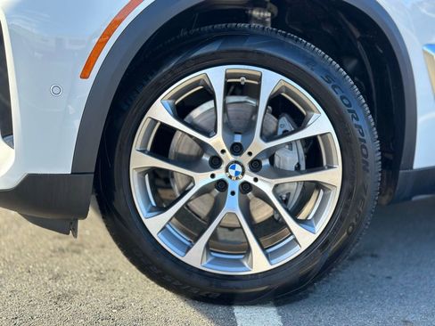 Certified 2026 BMW X5 xDrive40i w/ Parking Assistance Package image 2