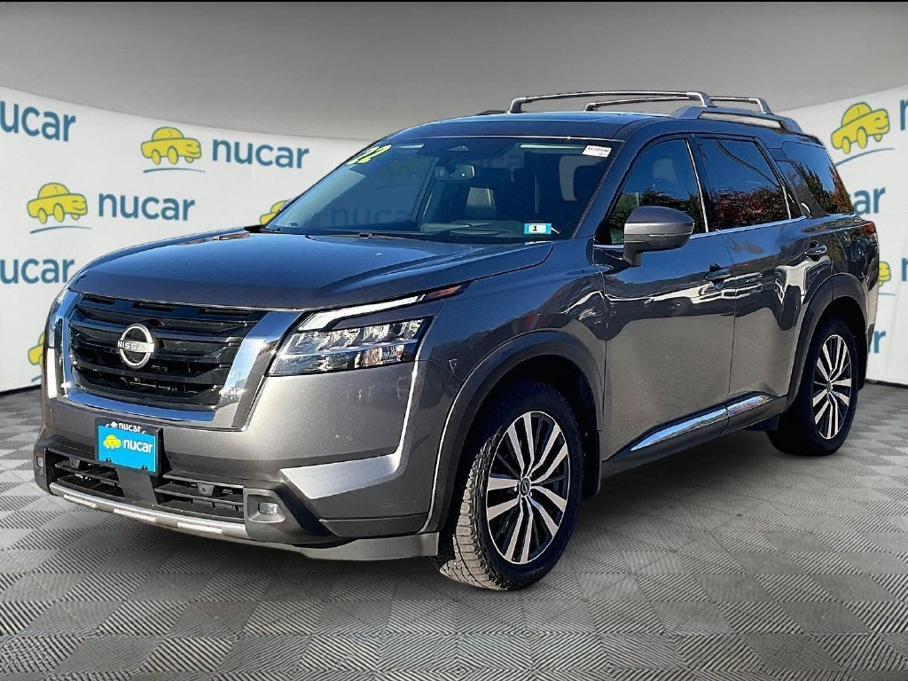 Used 2022 Nissan Pathfinder Platinum w/ Cargo Package AWD/4WD image 3