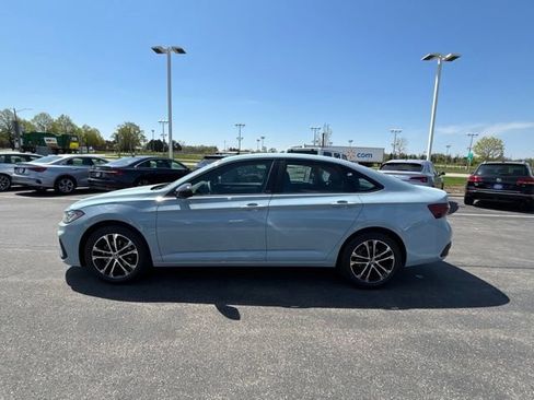 New 2026 Volkswagen Jetta Sport FWD image 9