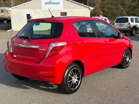 Used 2012 Toyota Yaris LE image 9