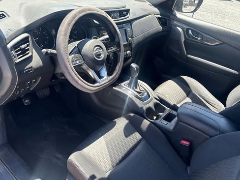 Used 2018 Nissan Rogue SV w/ Premium Package AWD/4WD image 14