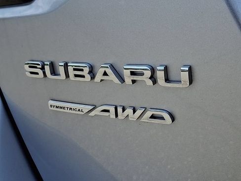 Used 2024 Subaru Outback Premium AWD/4WD image 29