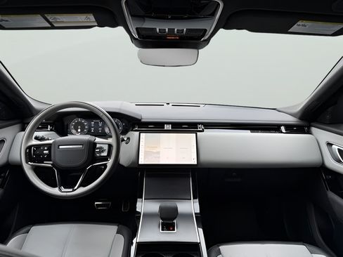 Certified 2026 Land Rover Range Rover Velar Dynamic SE AWD/4WD image 9